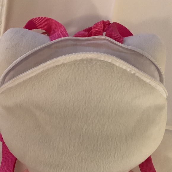 Mini Hello Kitty Backpack - Picture 3 of 4